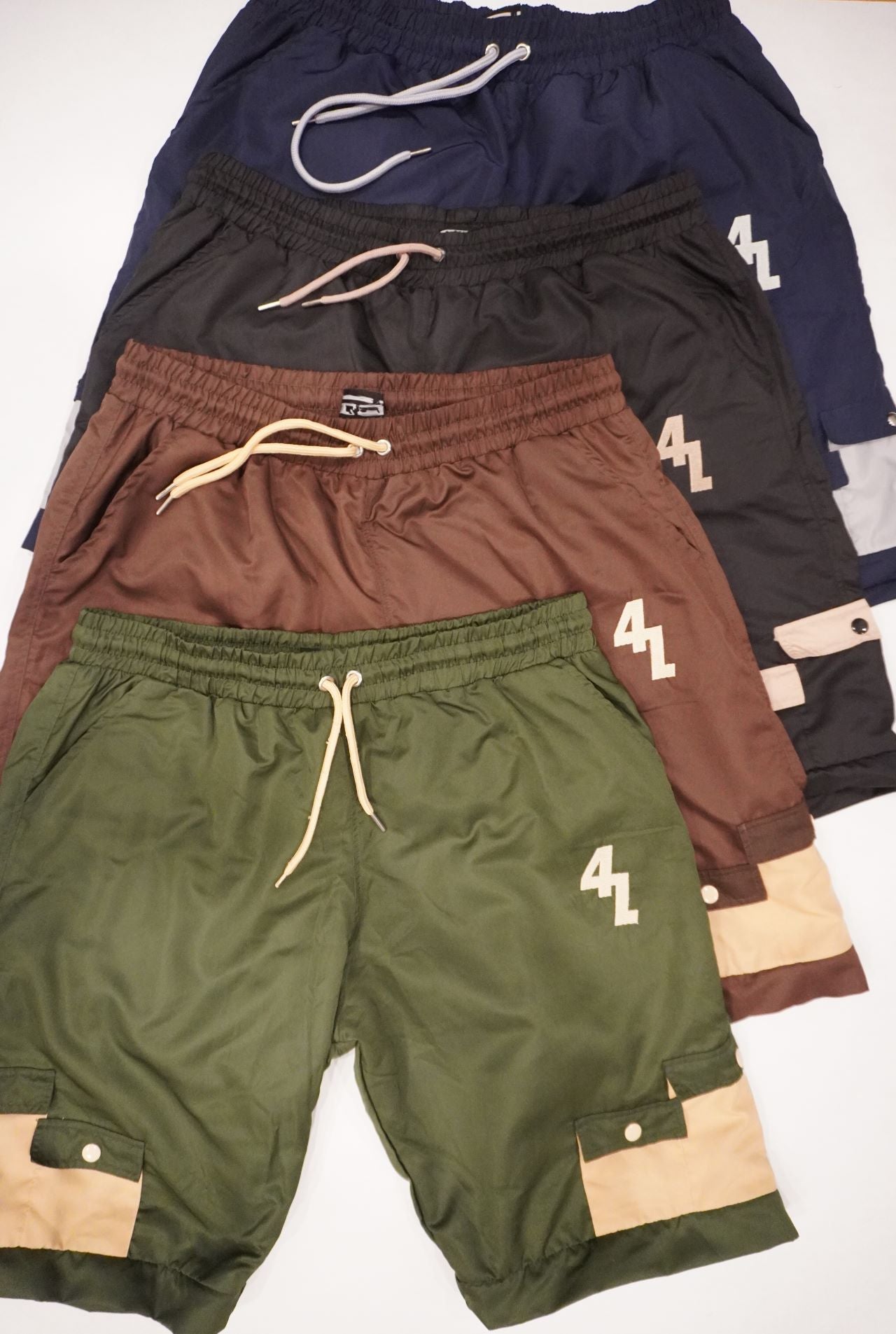 4L "Convertible Cargos"